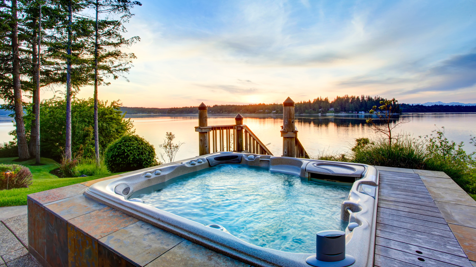 7 Best Couples Massage with Jacuzzi Spots Near You